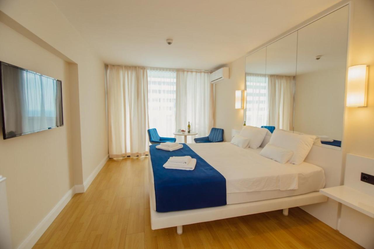 Orbi City - A & С Apartment Batumi Exterior photo