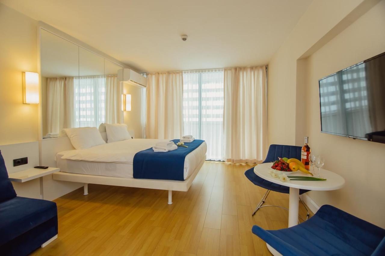 Orbi City - A & С Apartment Batumi Exterior photo